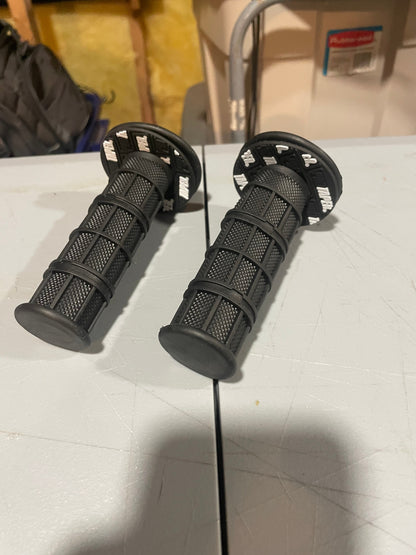 Pro Taper Waffle Grips